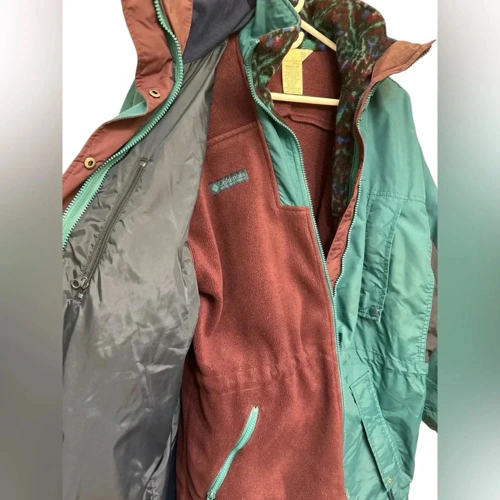Vintage 1990s Columbia Sportswear Winter Jacket Lined Outerwear Colorblock